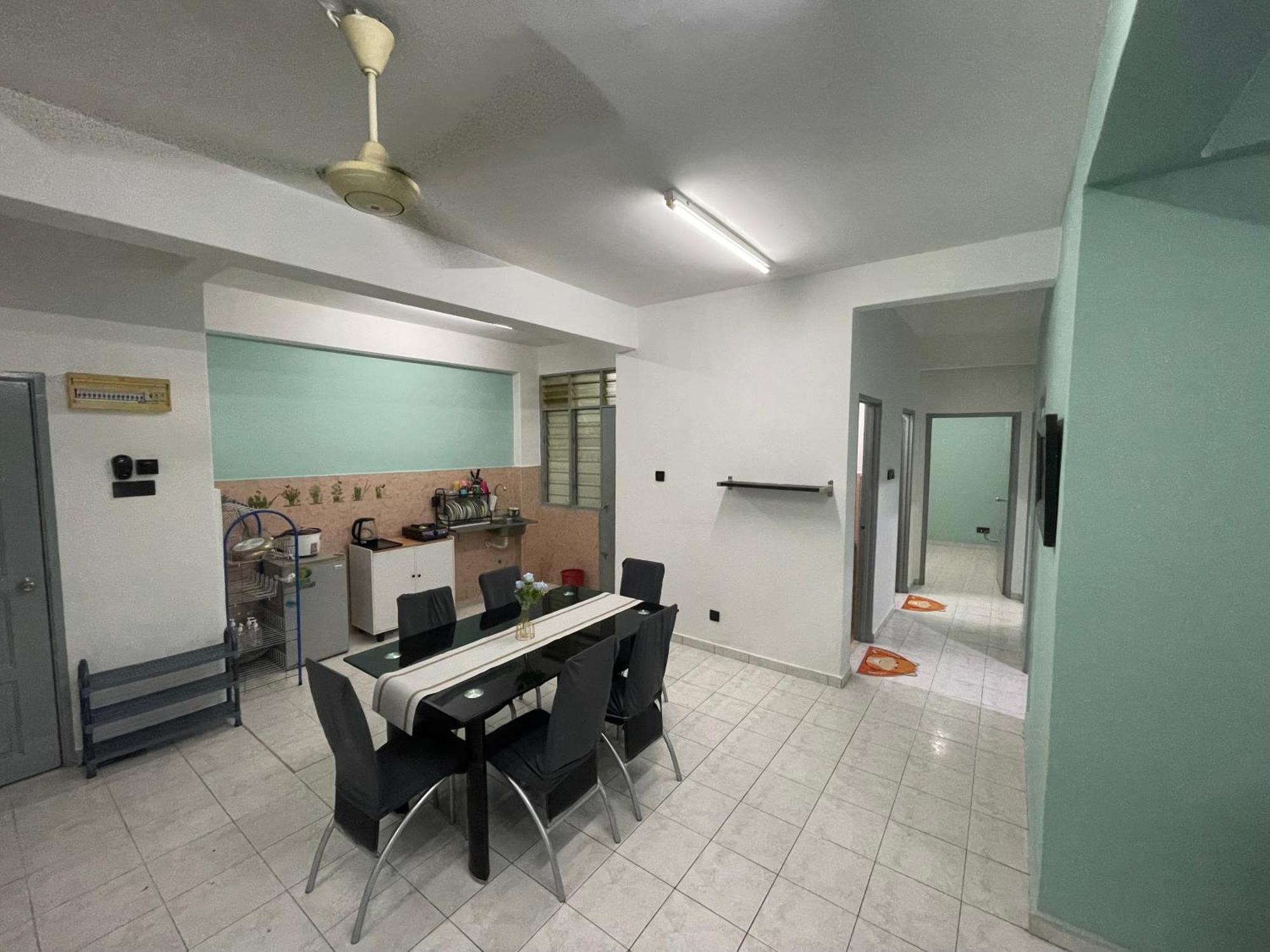 Blissful Breeze 4 Rooms & Netflix By Ezyroom Melaka Ayer Keroh Exterior photo